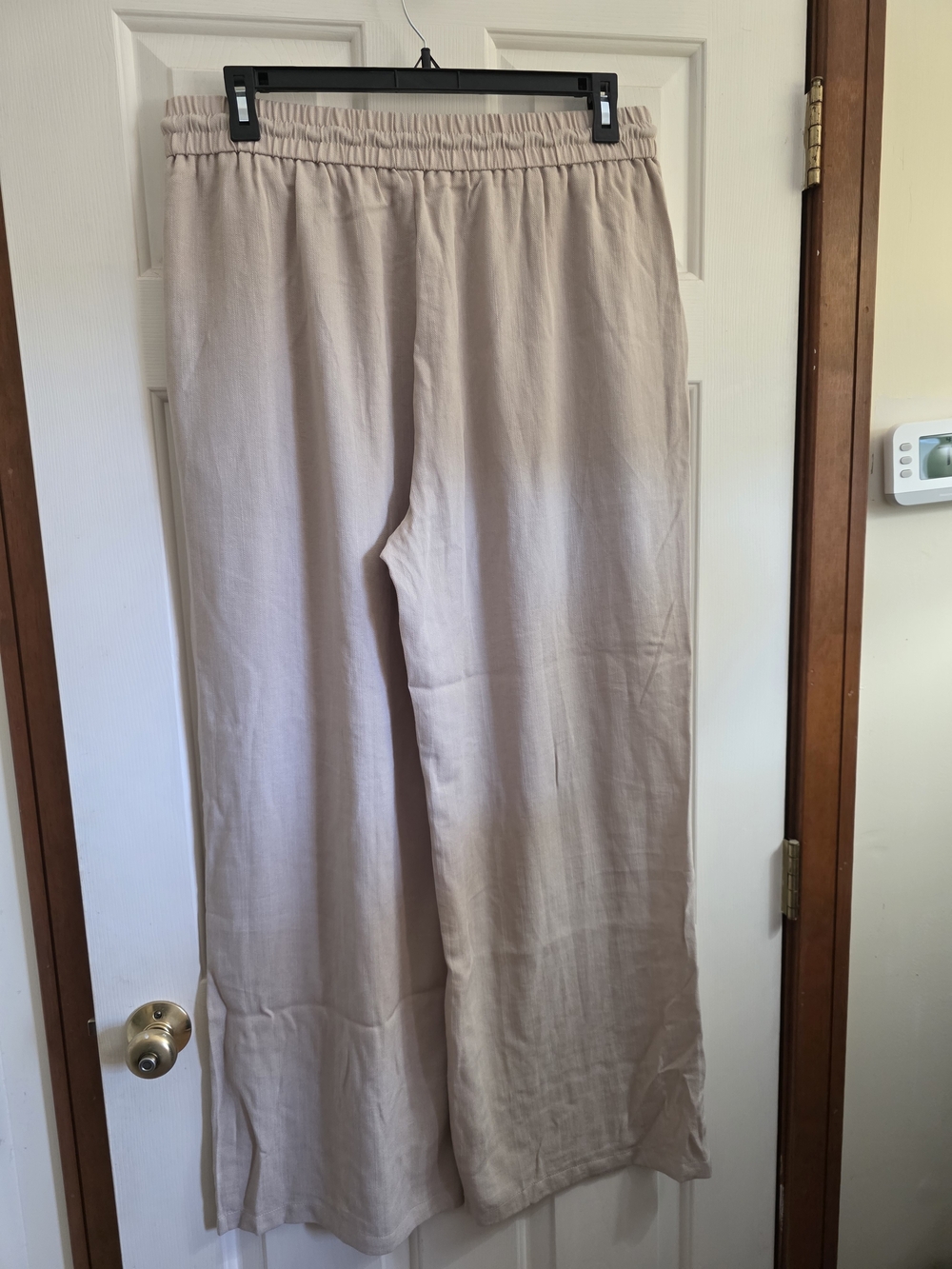 HALARA Women's Straight-Leg Drawstring Pants in Light Taupe - Picture 5 of 5